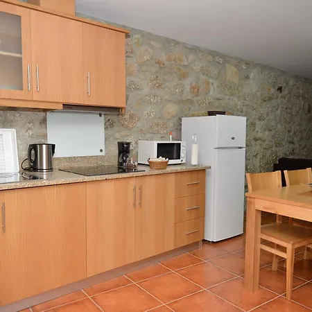 게스트하우스 Quinta Do Eido 4*